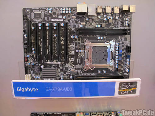 Intel X79 Mainboards kommen