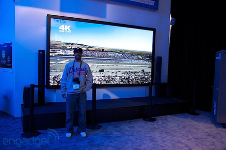 Panasonic: 3D-TV mit 152 Zoll auf der IFA