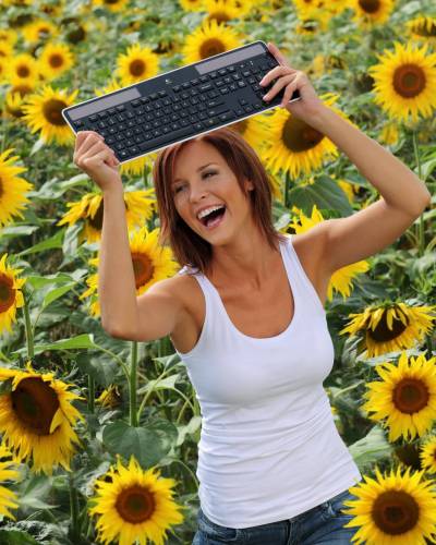 Logitech Wireless Solar Keyboard K750: solarbetriebene Tastatur