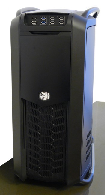 Cooler Master Cosmos II - Frontansicht