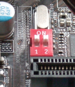 MSI 785GM-E65 OC-Switches