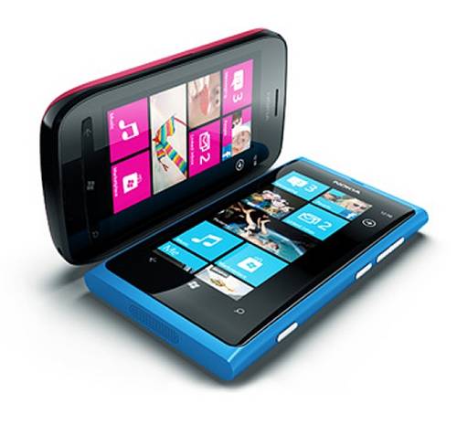 Nokias Windows-Phones: Lumia 800 und Lumia 710